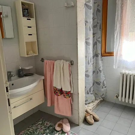 La Casa Di Valeria Apartment *